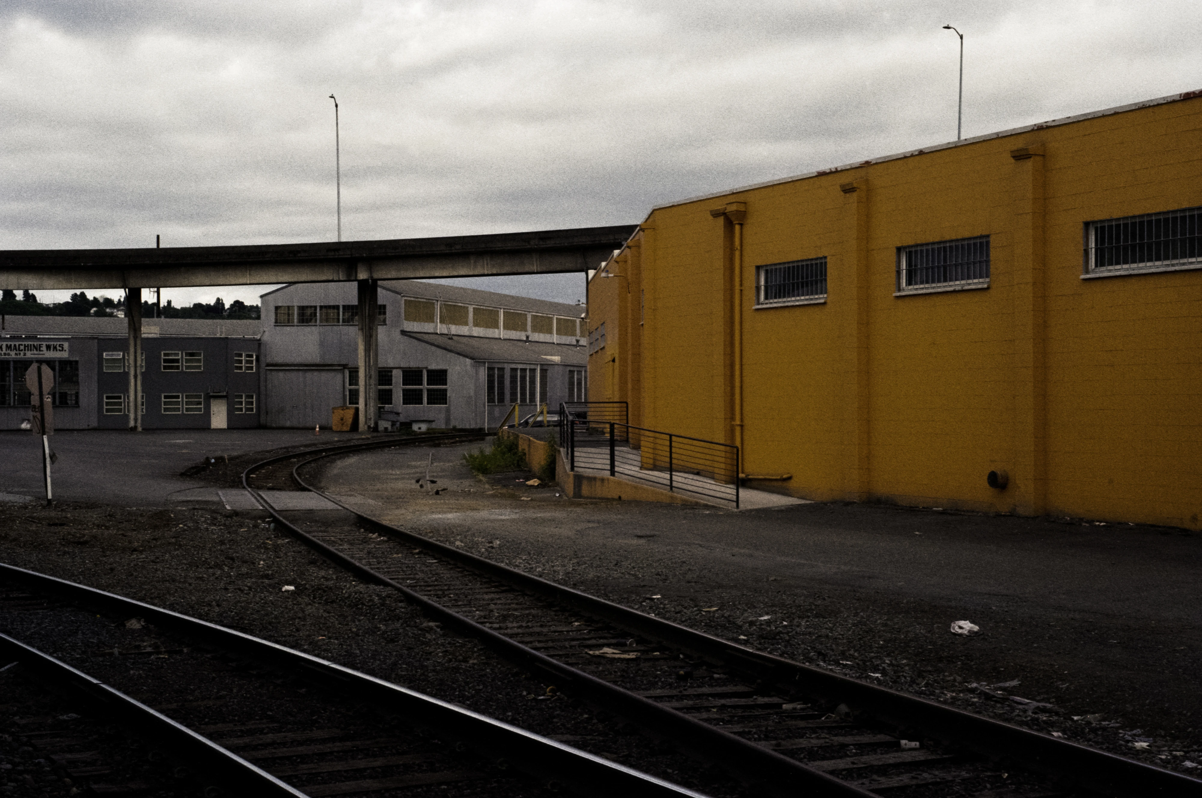 tracks