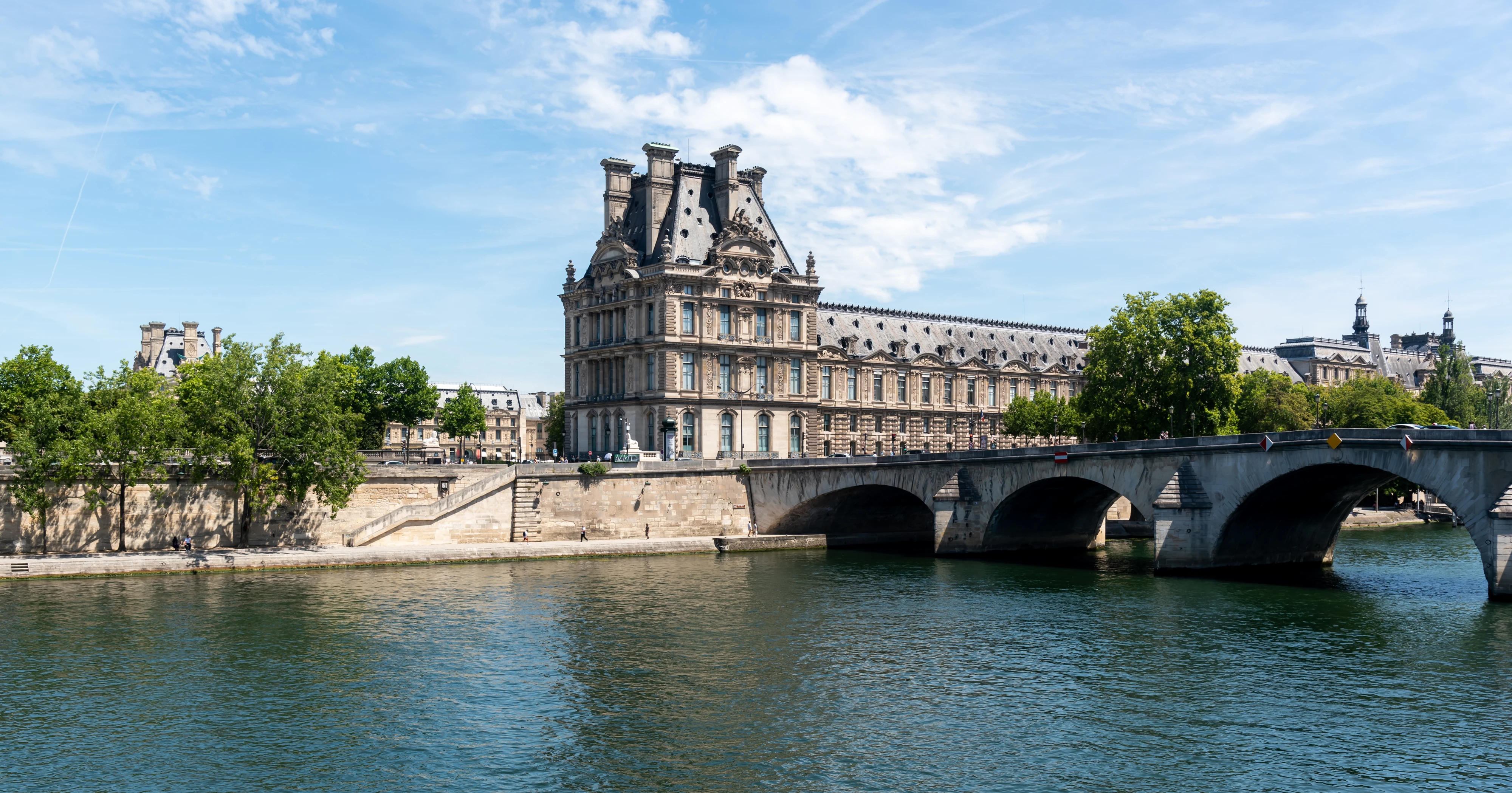 louvre